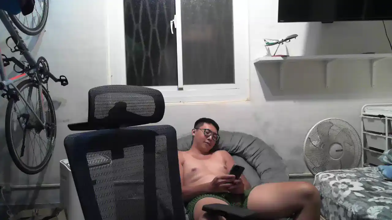 1700001 - Cam4 Hot Show Video - 2025 05-07 05:46:57