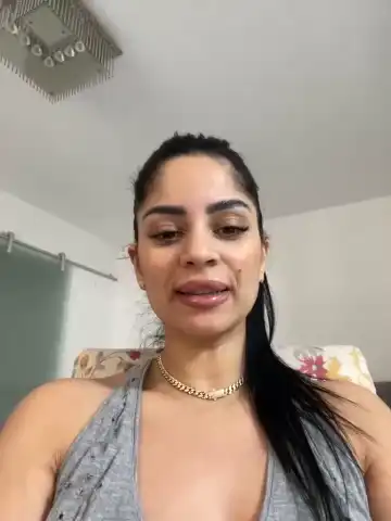 Adelle - Stripchat Hot Show Video - 2025 02-05 01:20:33