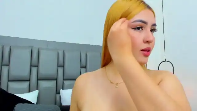 Abby-Colins - Flirt4Free Live Video Recording - 2025 05-03 03:04:15