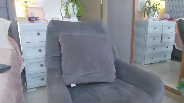 Alessia-Miller - Flirt4Free Hot Show Video - 2025 01-20 14:33:29