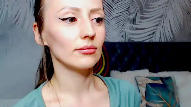 Alexia-Cage - Flirt4Free Live Video Recording - 2025 01-07 06:40:42