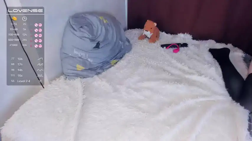 Alicentity - Chaturbate Record Video - 2025 04-04 18:44:41