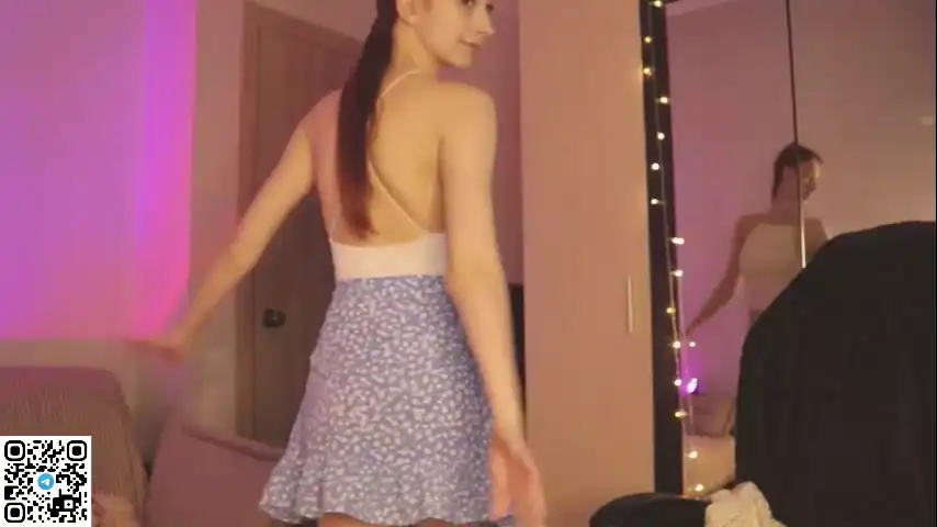 Alisaa_01 - Chaturbate Private Video - 2025 05-04 22:05:51