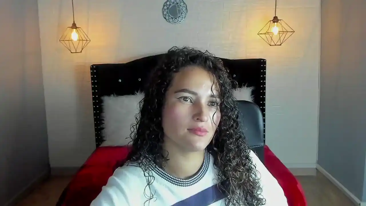 Alondra_ - Amateur.tv Live Video Recording - 2025 05-10 13:32:46