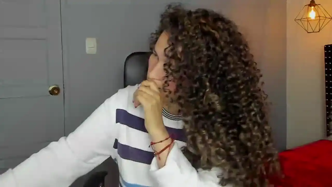Alondra_ - Amateur.tv Private Video - 2025 03-07 03:59:38
