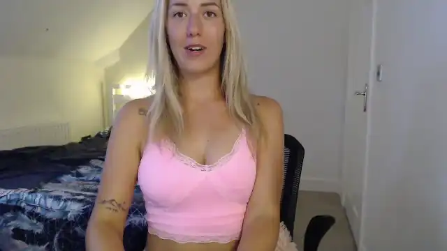 Amber-Wilde - Flirt4Free Hot Show Video - 2025 05-07 17:55:34