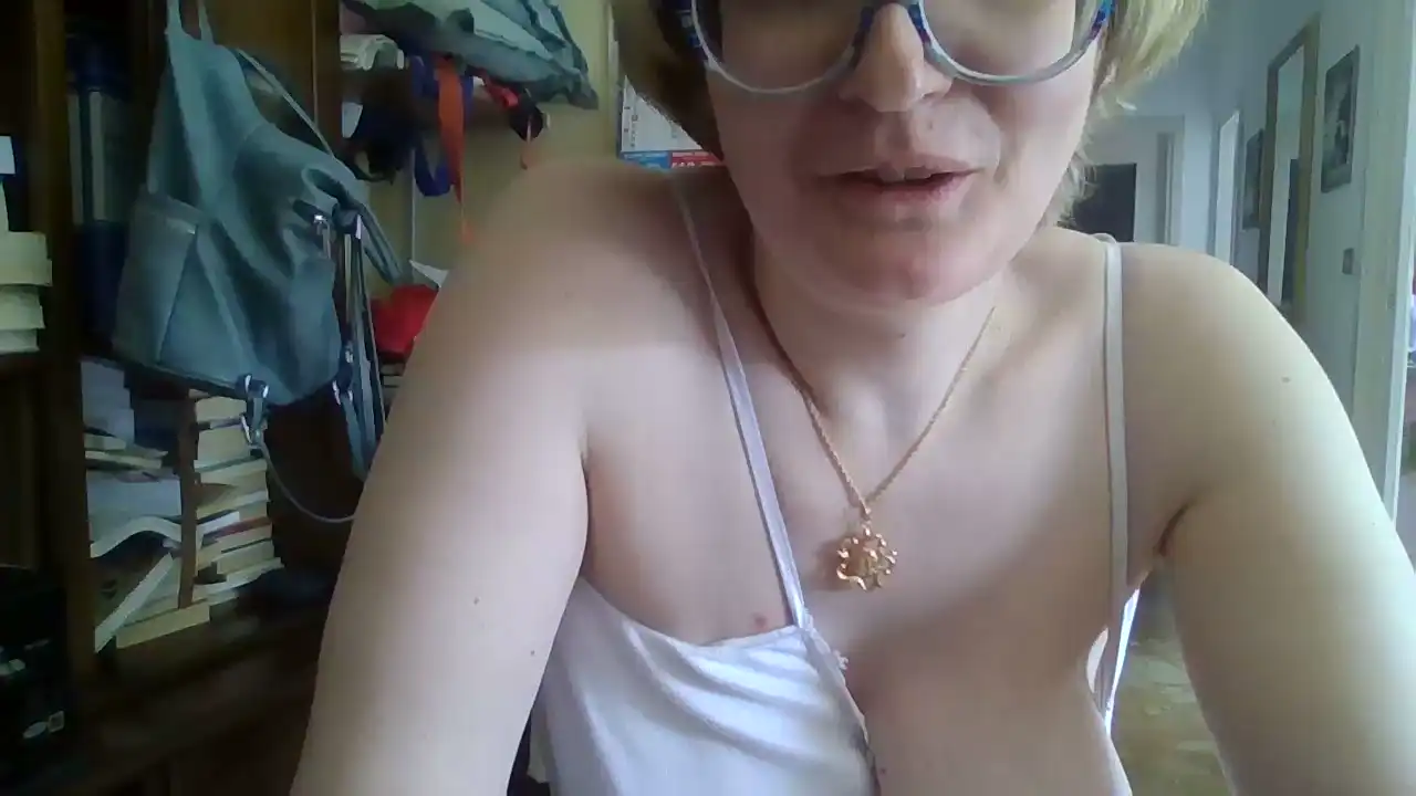 Annabel_Lee_Poe - Cam4 Private Video - 2025 01-01 21:42:41