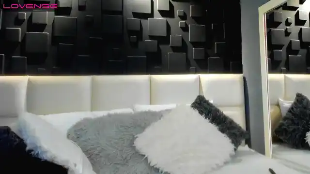 Anny-Blue - Flirt4Free Record Video - 2025 05-10 12:18:26