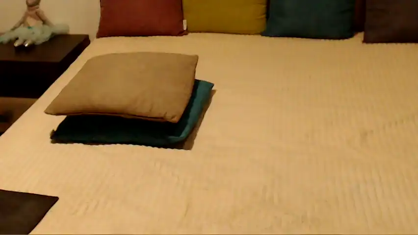 Arianna-Aries - Flirt4Free Live Video Recording - 2025 05-06 08:09:31